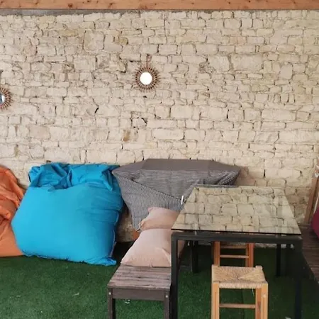 Maison Atypique Proche De La Rochelle فندق *
