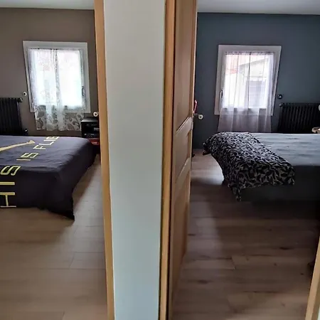 Maison Atypique Proche De La Rochelle فندق *